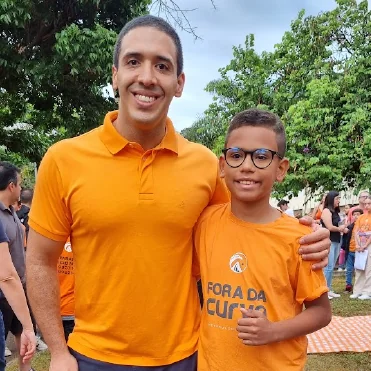 Home Fora da Curva proposta 2 07